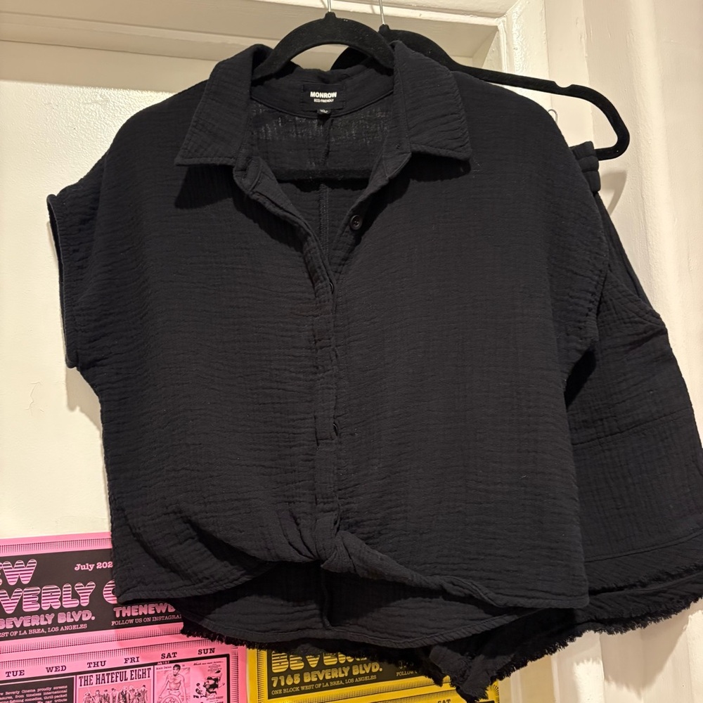 Monrow Gauze Set Black Cropped Twist Top & Black Shorts Eco Friendly Spring - Picture 4 of 14